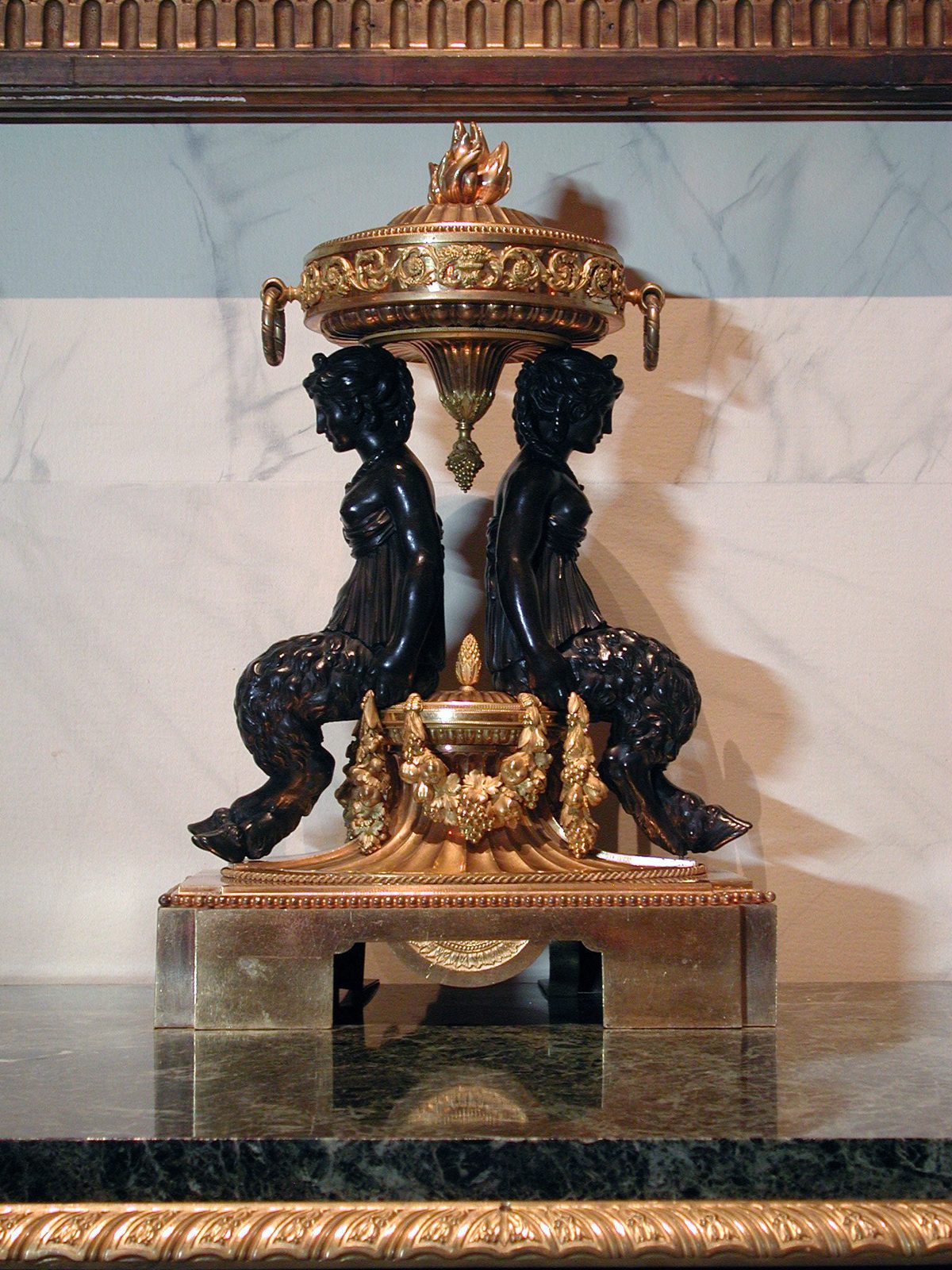 Không rõ tác giả. Pair of perfume burners.