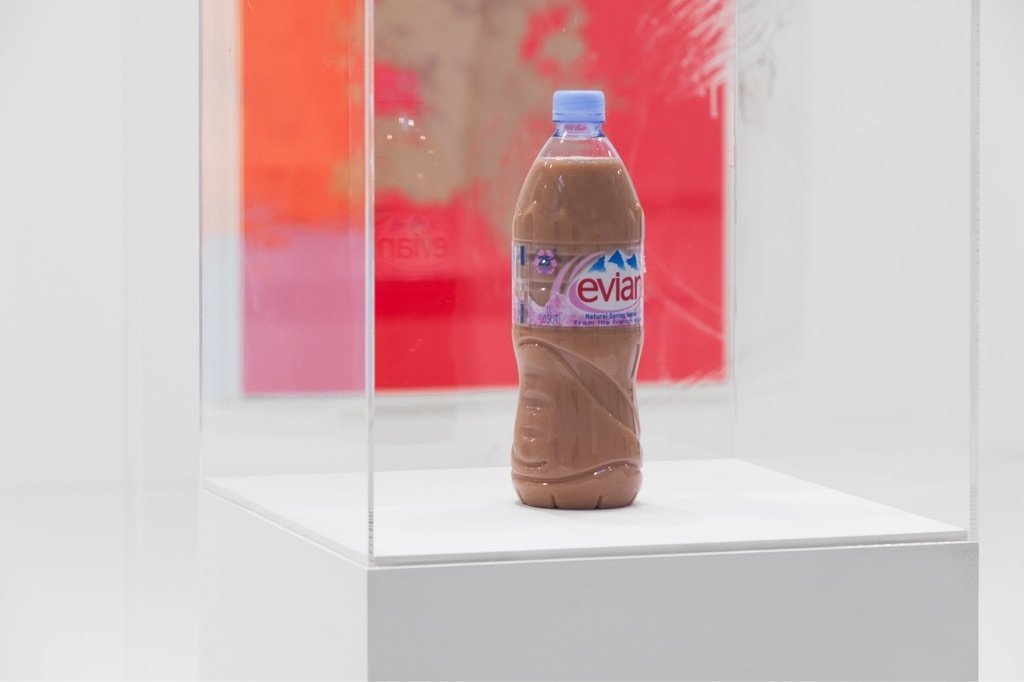Pamela Rosenkranz, Our Product: bể chất lỏng màu da người lấp đầy Nhà trưng bày Thuỵ Sĩ, Venice Biennale 2015