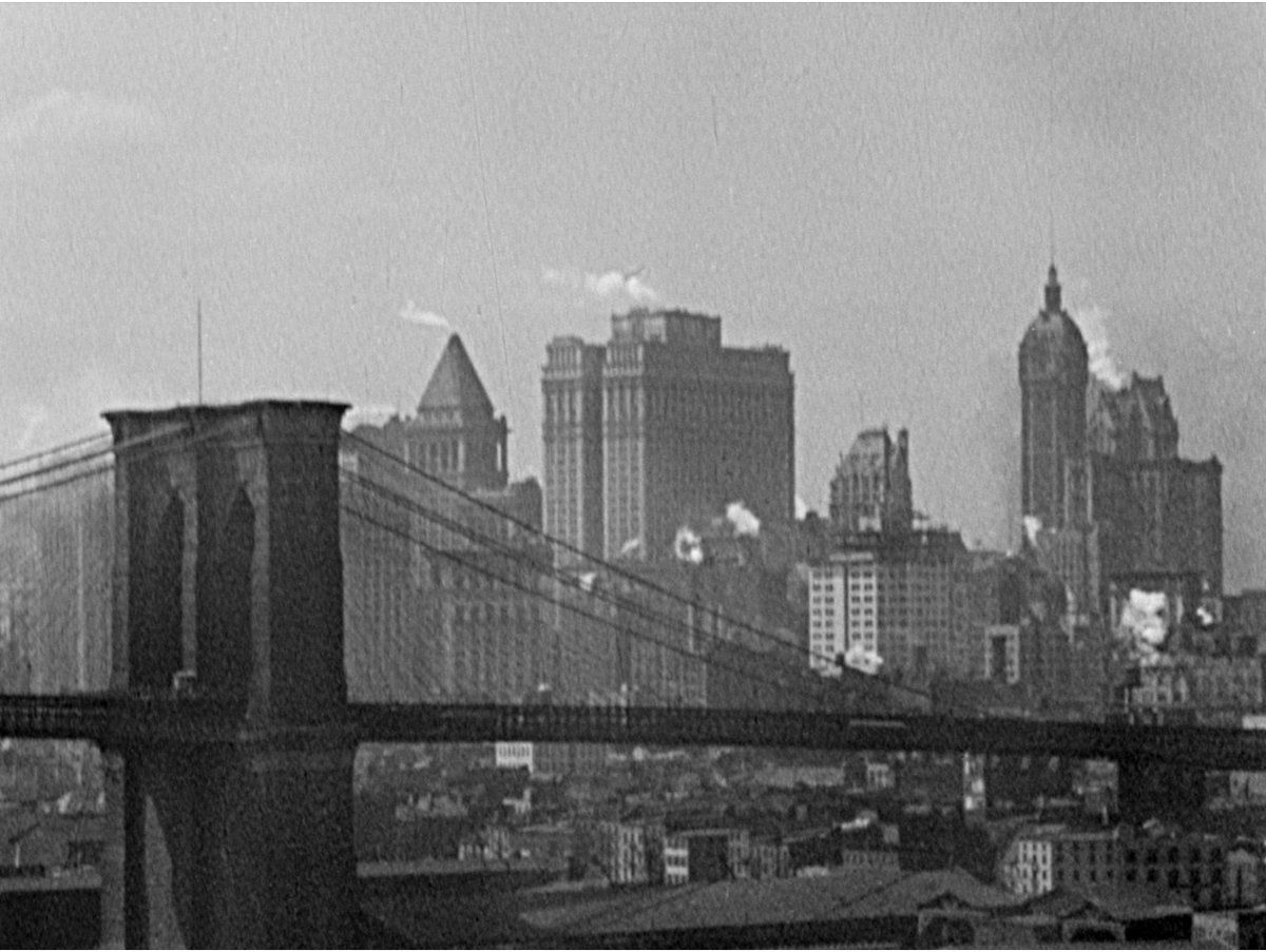 Paul Strand, Charles Sheeler. Manhatta.