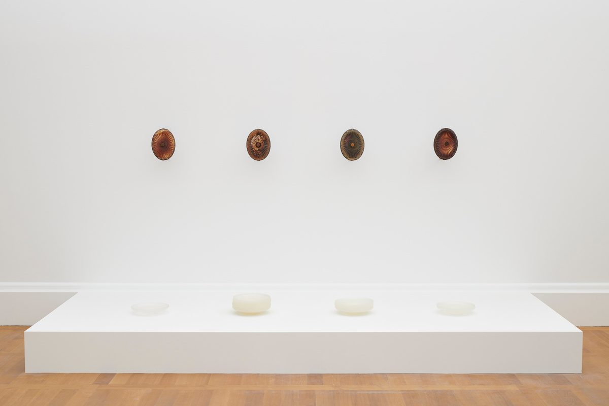 Rhea Dillon. NEGR-OID.